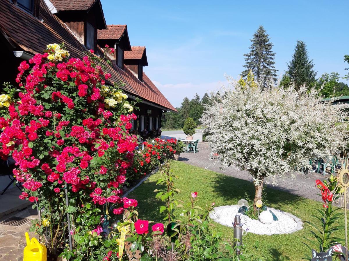 Gaestehaus Zur Schoenen Aussicht Wies Exterior foto